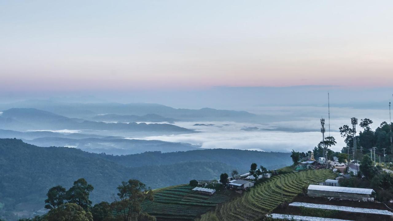 The Doi Moncham Hotel Чиангмай Екстериор снимка